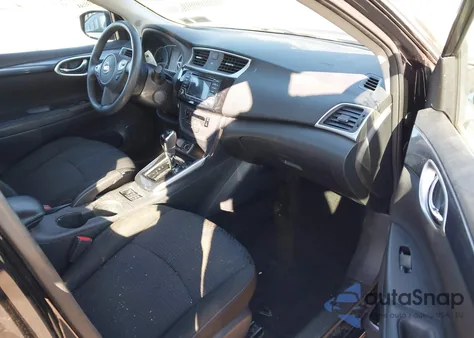 2018 Nissan Sentra Sr z USA, uszkodzony, nr VIN 3N1AB7AP9JY222663